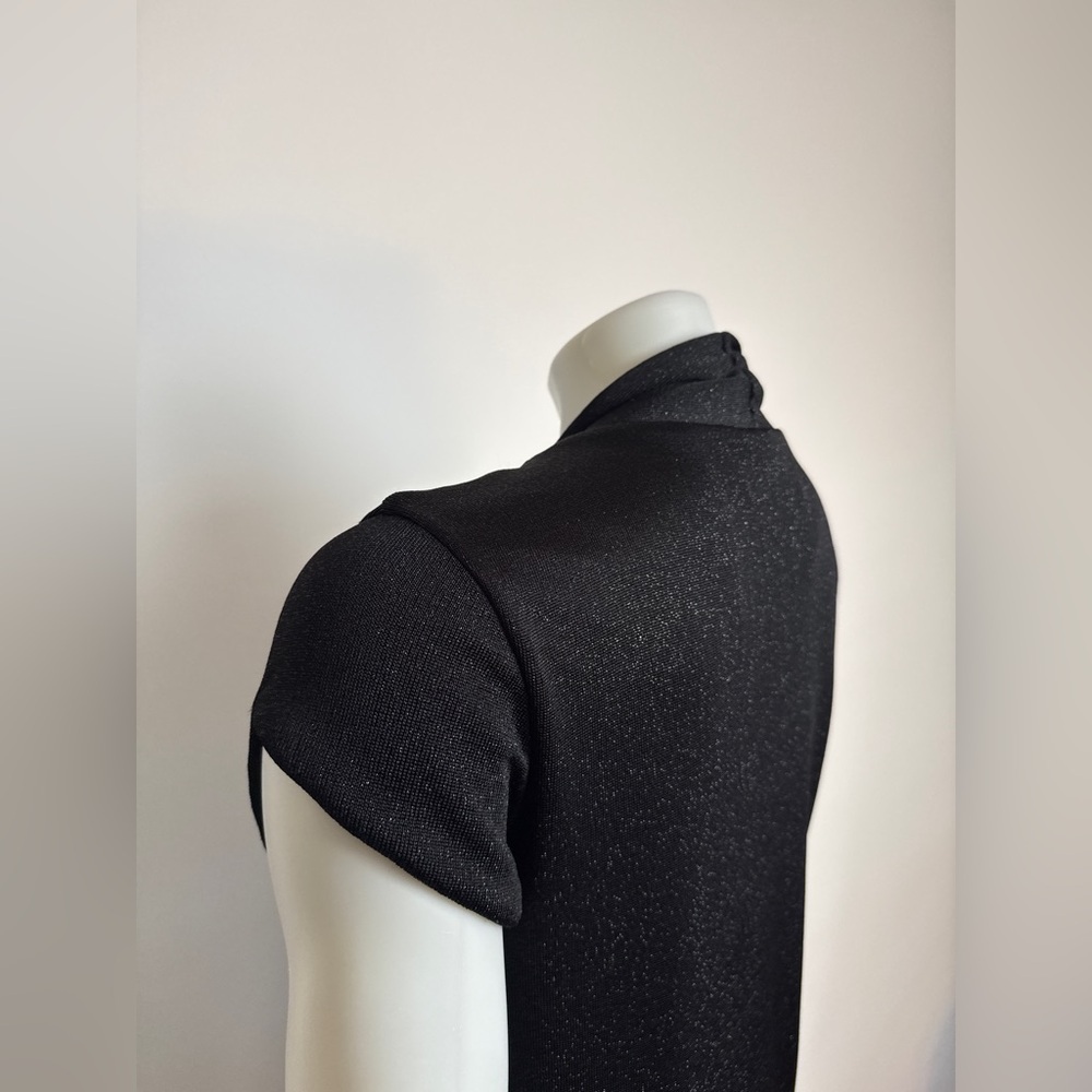 ANNIE 50  🇨🇦 - Black Sparkle dress with short sleeves and tie at neck. Medium - Picture 6 of 8